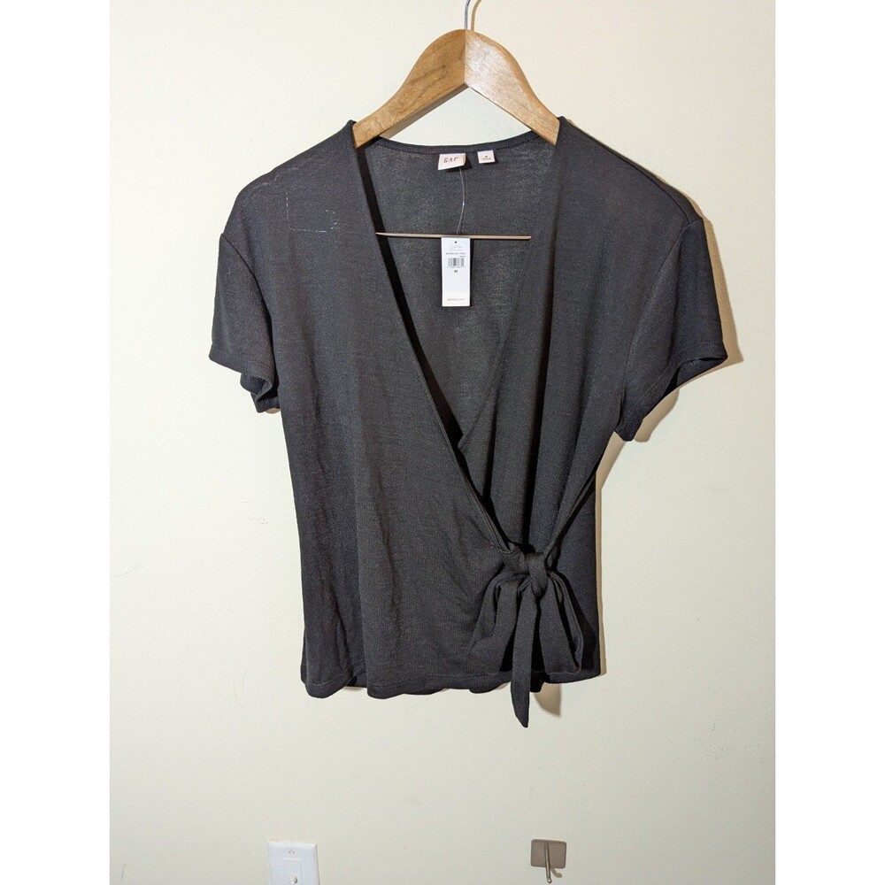 GAP Black Cross Over V-Neck Short Sleeve Wrap Top Blouse - NWT - Women's Size M